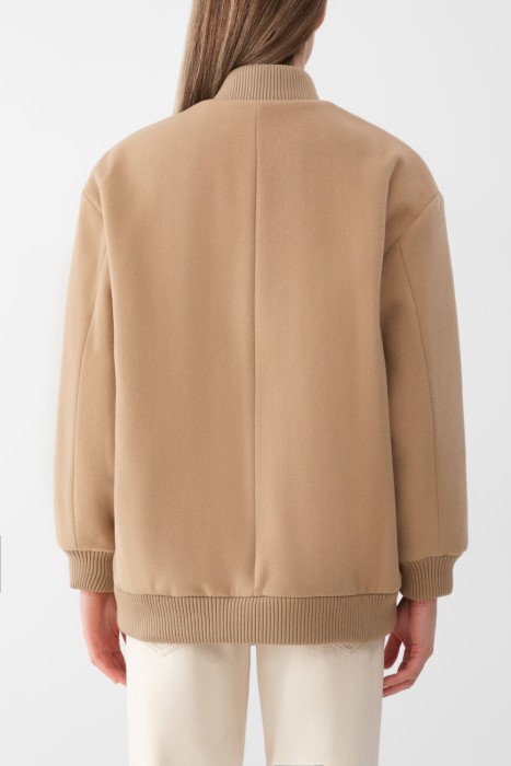 бомбер  от бренда max mara вид слева