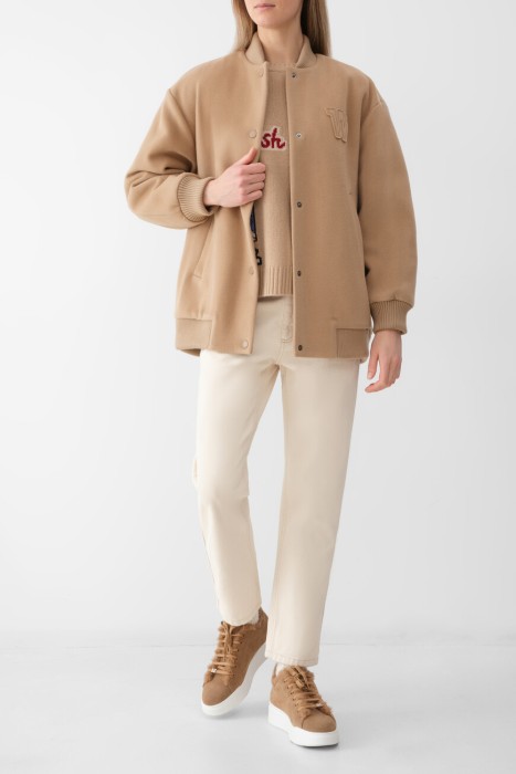 Продукция для женщин фото