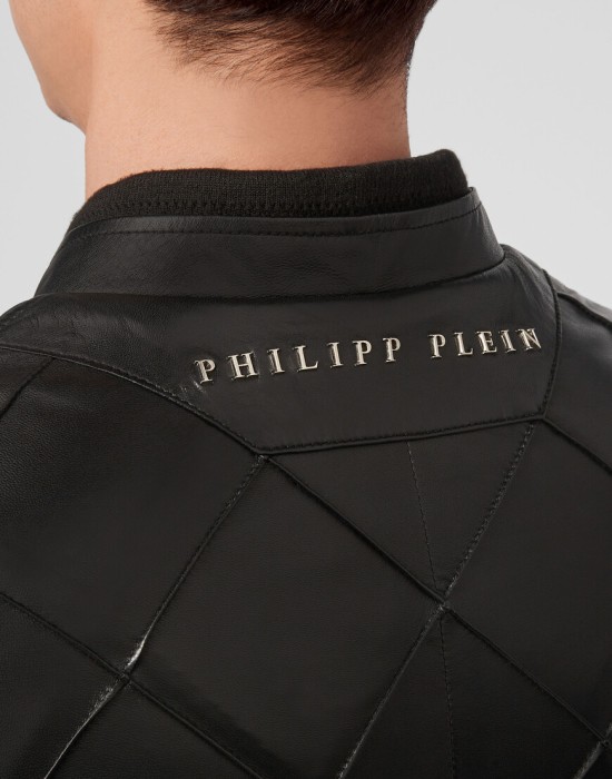 бомбер  из проверенных материалов спереди