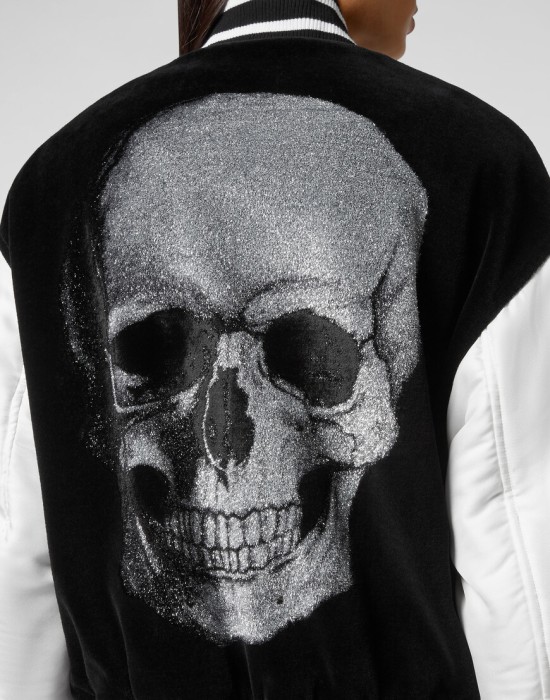 Продукция для женщин фото