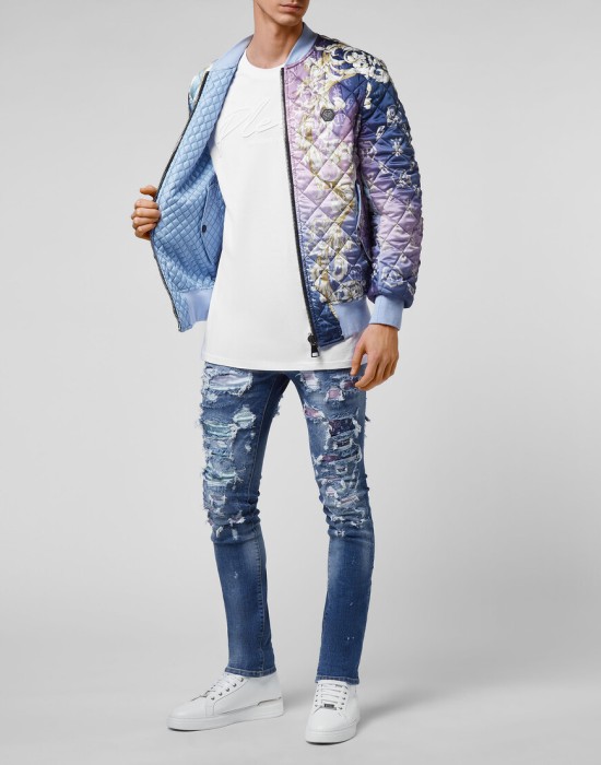 Товар сиреневого цвета с внутренней стороны