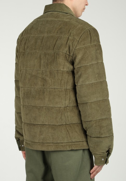 Товар зеленого цвета с внутренней стороны