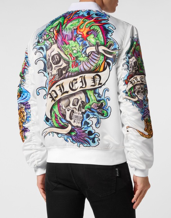 бомбер  из америки вид сбоку