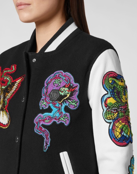 Продукция для женщин фото