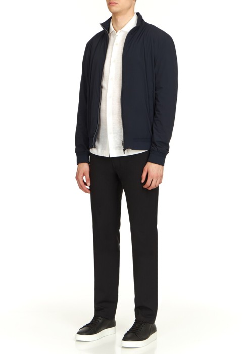 бомбер  от бренда herno вид слева