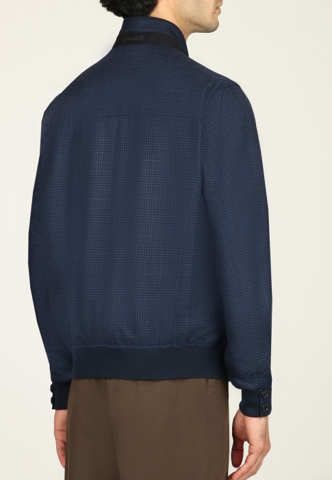 бомбер  из италии вид сбоку