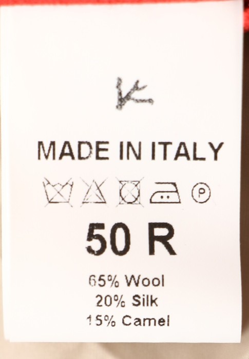 бомбер  универсального стиля с лицевой стороны