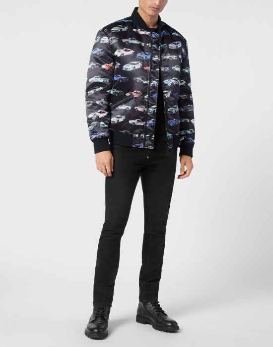 бомбер  по цене 109175 руб вид справа