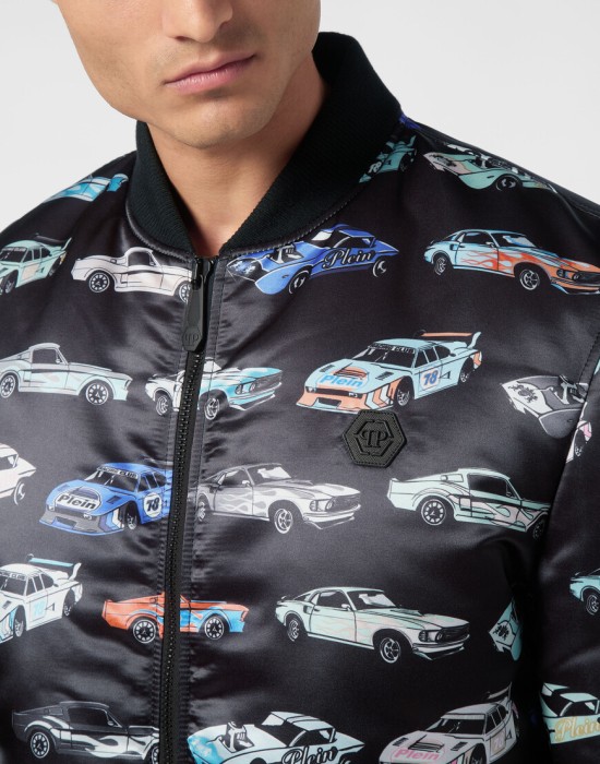 бомбер  из америки вид сбоку