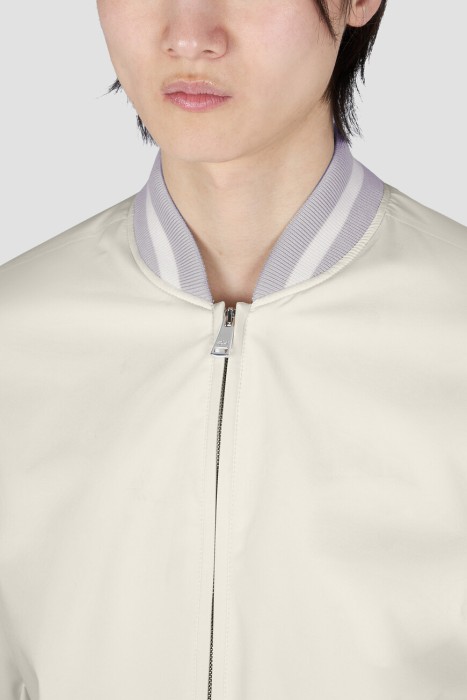 бомбер  из италии вид сбоку