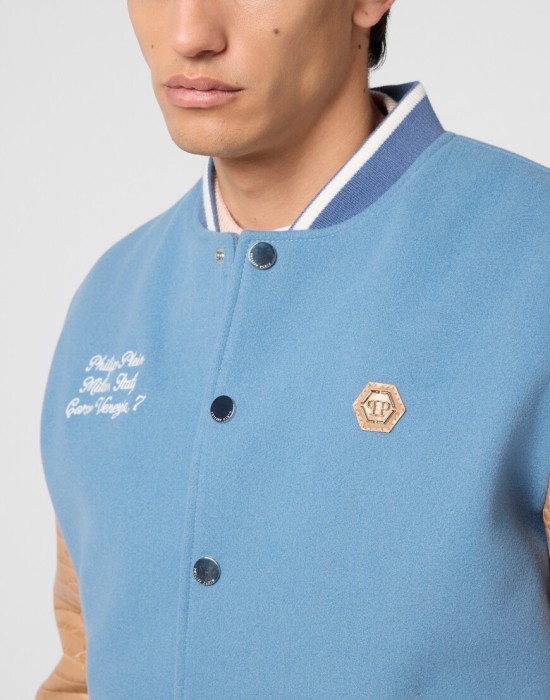 бомбер  из проверенных материалов спереди