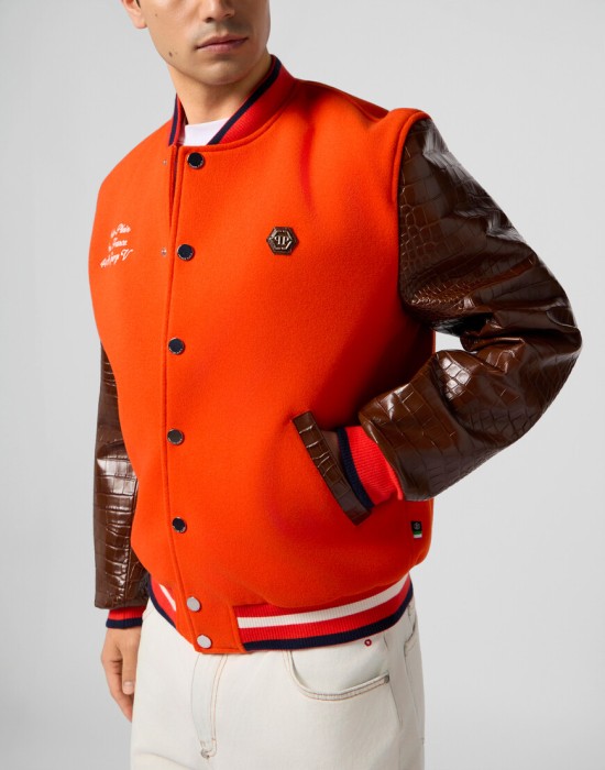 бомбер  из проверенных материалов спереди