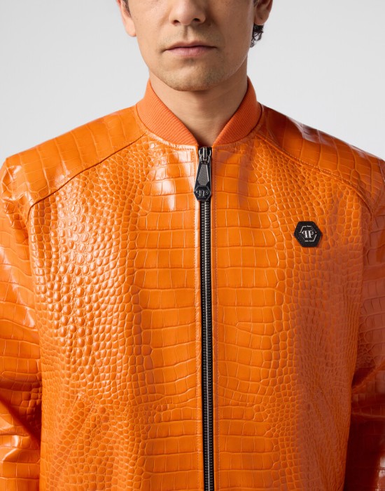 бомбер  из проверенных материалов спереди