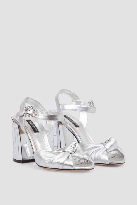 босоножки  с зеркальным каблуком от бренда dolce & gabbana вид слева