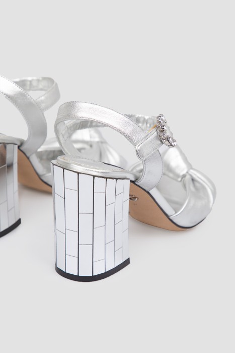 Продукция для женщин фото