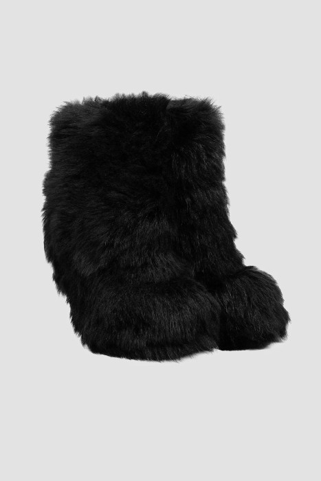 ботильоны  от бренда fendi вид слева