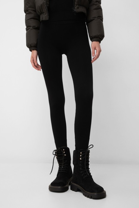 ботинки  модель sierra по цене 75000 руб вид справа