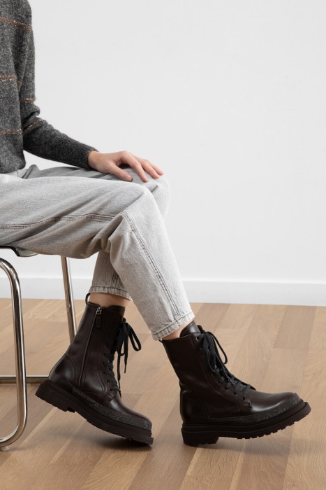 ботинки  от бренда brunello cucinelli вид слева