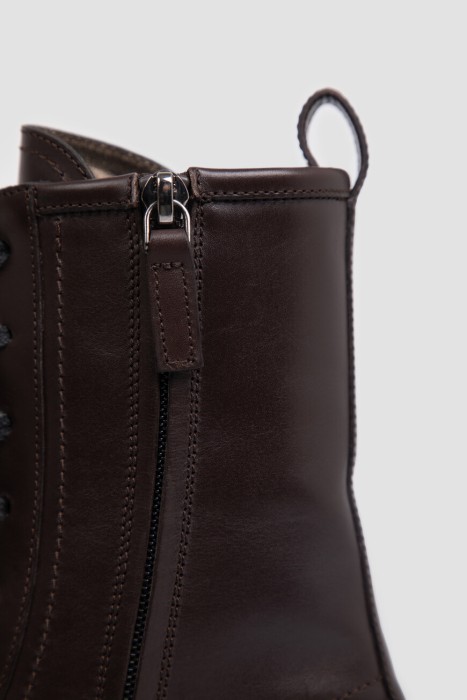 ботинки  универсального стиля с лицевой стороны