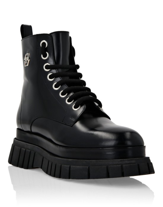 ботинки  от бренда philipp plein вид слева