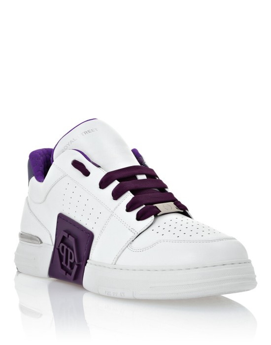 ботинки  от бренда philipp plein вид слева