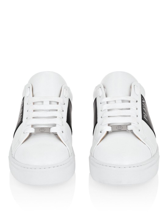 ботинки  от бренда philipp plein вид слева