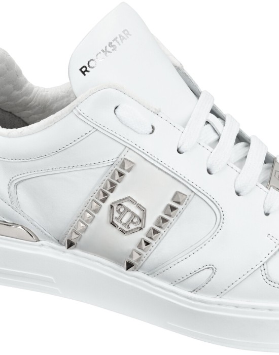 ботинки  из проверенных материалов спереди