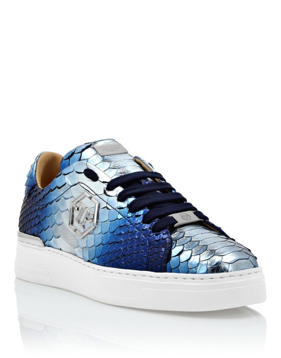 ботинки  по цене 255820 руб вид справа