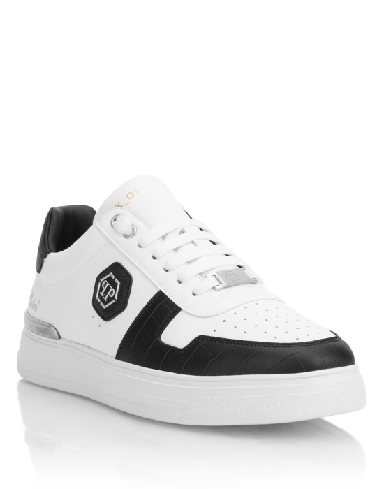 ботинки  от бренда philipp plein вид слева