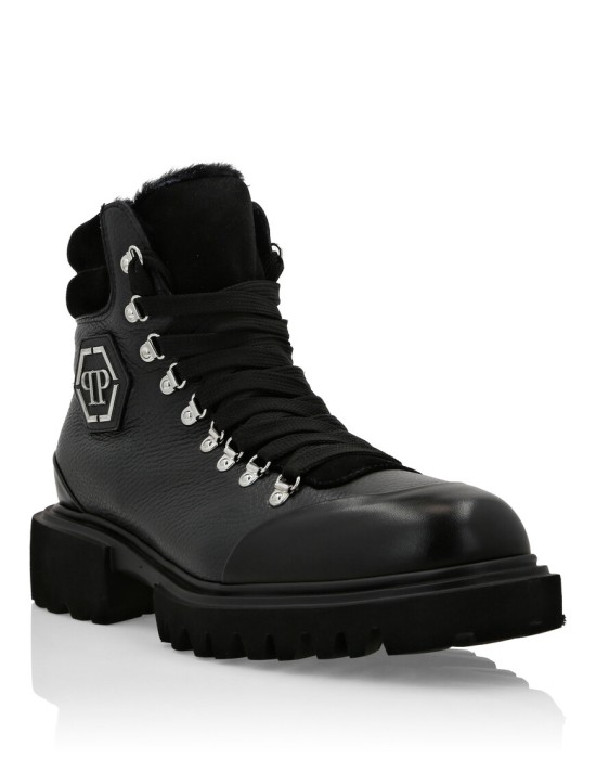 ботинки  по цене 34497 руб вид справа