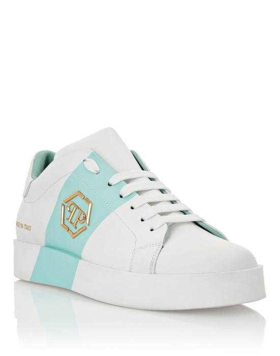 ботинки  по цене 32560 руб вид справа