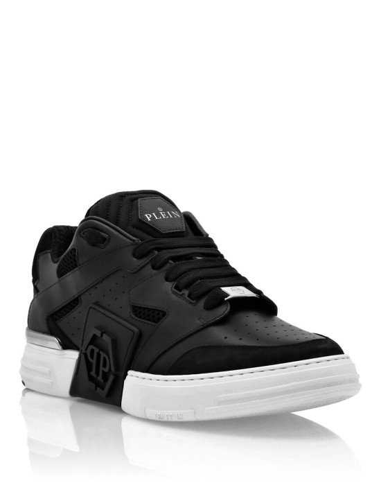 ботинки  от бренда philipp plein вид слева