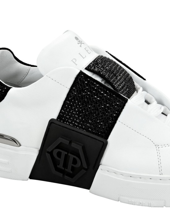 ботинки  из проверенных материалов спереди