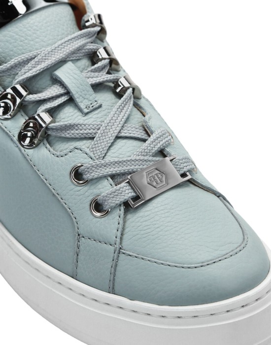 ботинки  из проверенных материалов спереди