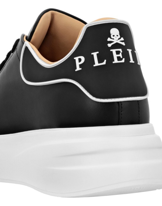 ботинки  из проверенных материалов спереди