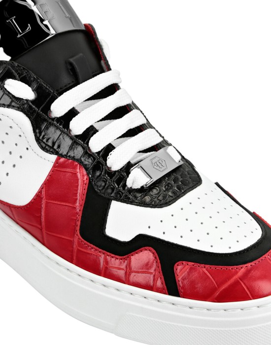 ботинки  из проверенных материалов спереди