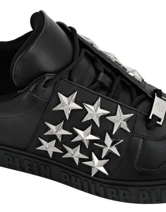 ботинки  из проверенных материалов спереди