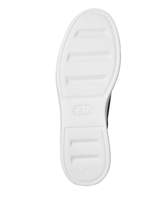 Товар черного цвета с внутренней стороны