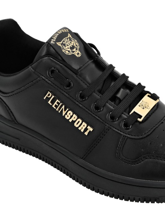 ботинки  из проверенных материалов спереди