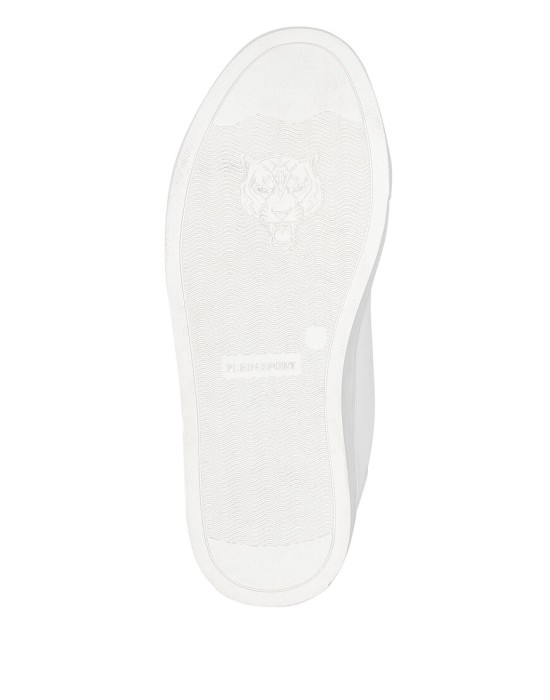 Товар белого цвета с внутренней стороны