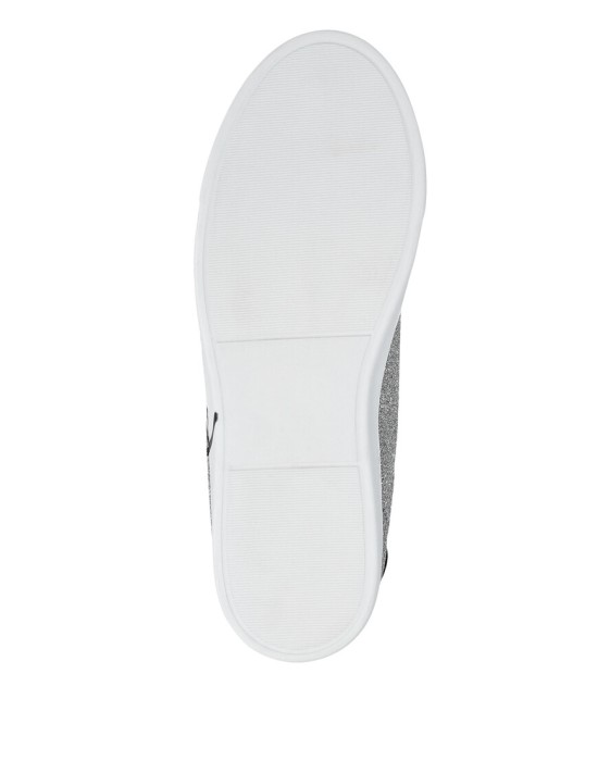 Товар серебряного цвета с внутренней стороны