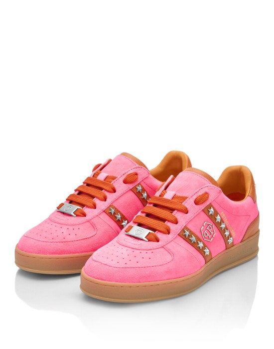 Товар розового цвета с внутренней стороны