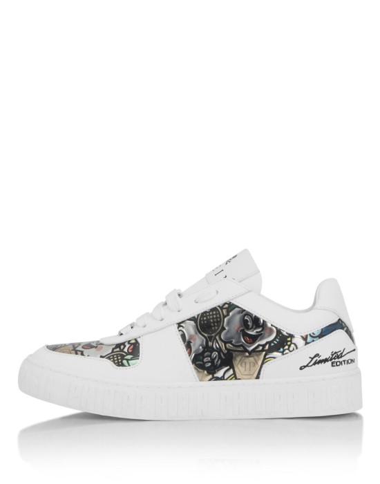 ботинки  для взрослого возраста с изнаночной стороны