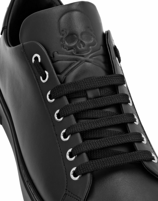 ботинки  из проверенных материалов спереди