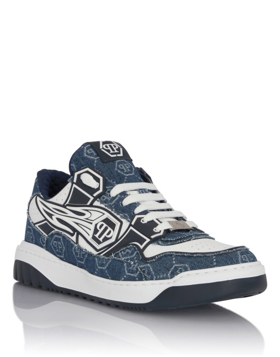 ботинки  по цене 86570 руб вид справа