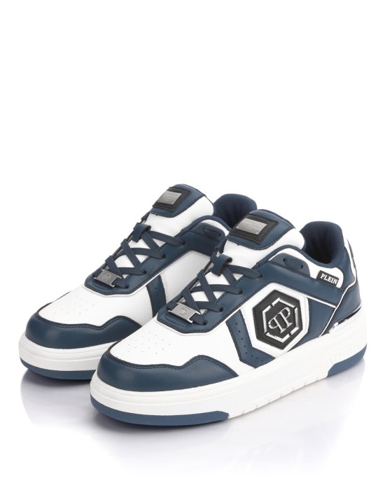 Товар синего цвета с внутренней стороны