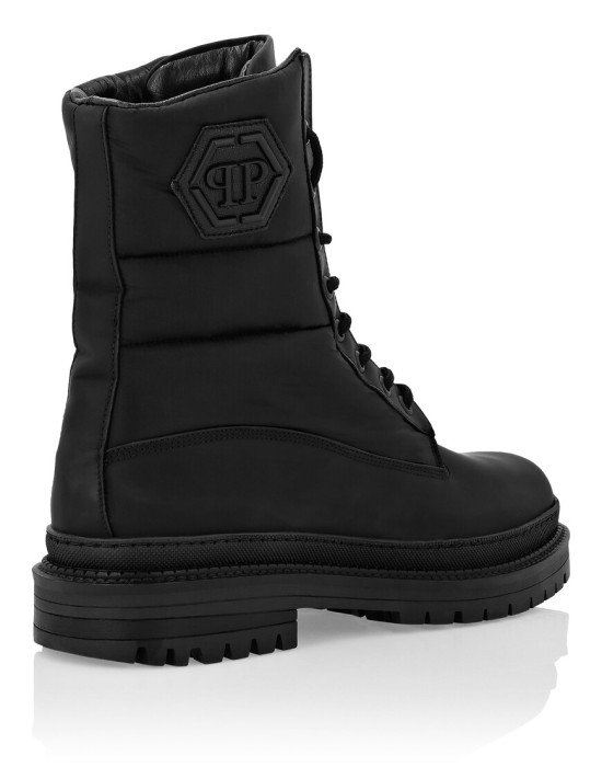 ботинки  по цене 50648 руб вид справа