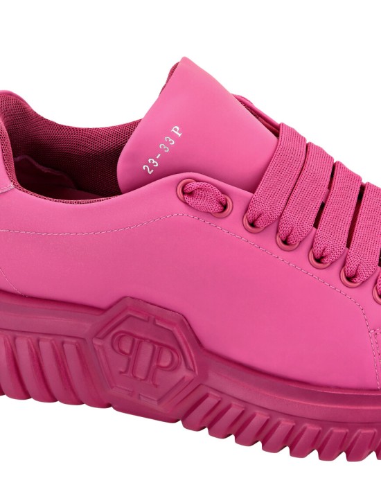 ботинки  из проверенных материалов спереди