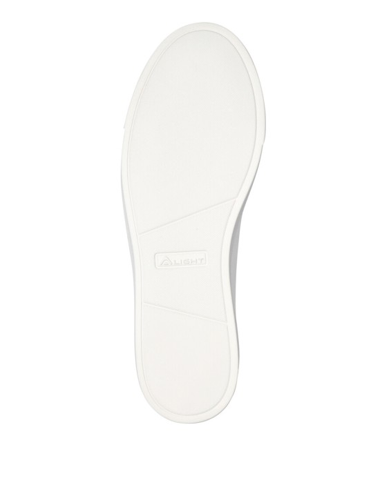 Товар белого цвета с внутренней стороны