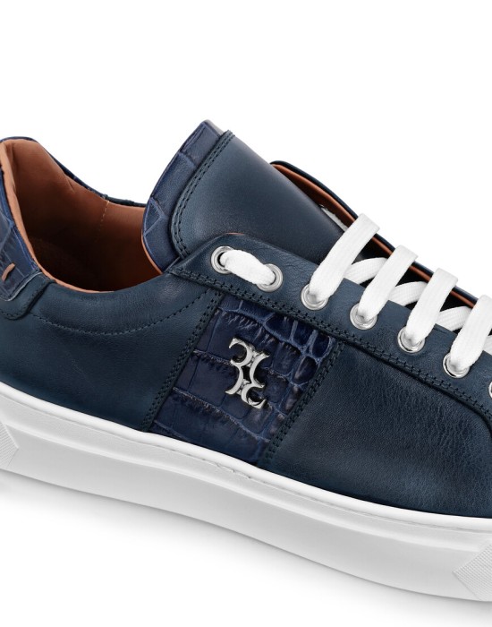 ботинки  из проверенных материалов спереди